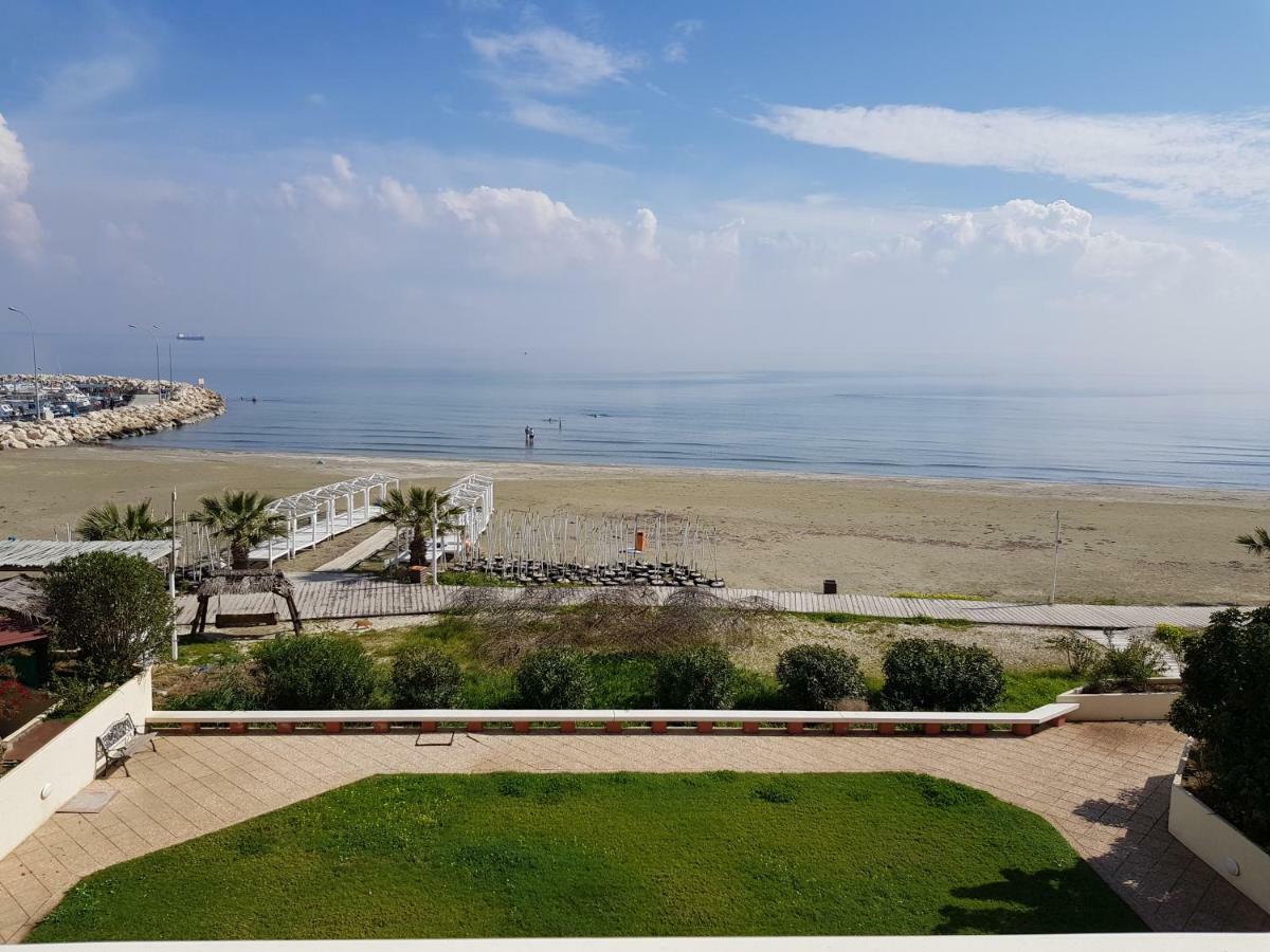 Haig'S Dream Flat On The Beach Λάρνακα Εξωτερικό φωτογραφία