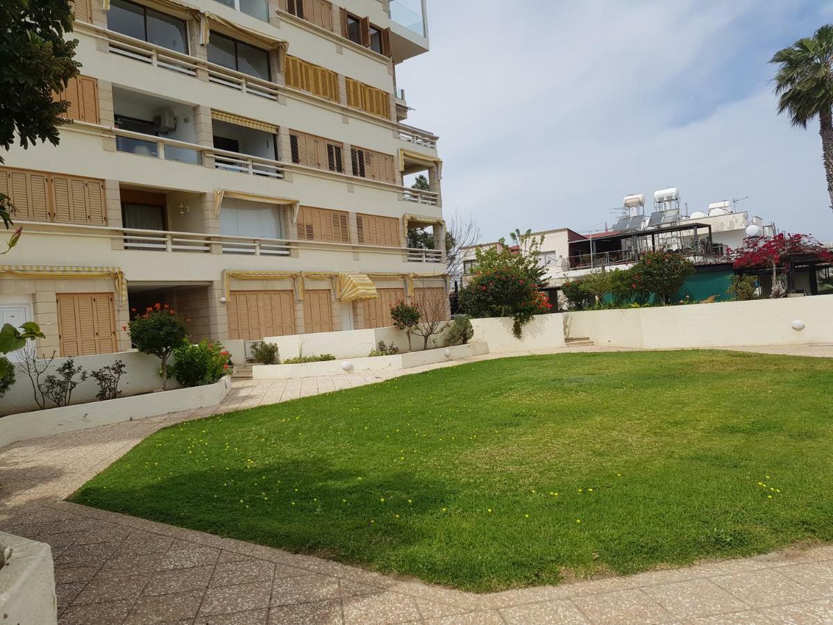 Haig'S Dream Flat On The Beach Λάρνακα Εξωτερικό φωτογραφία