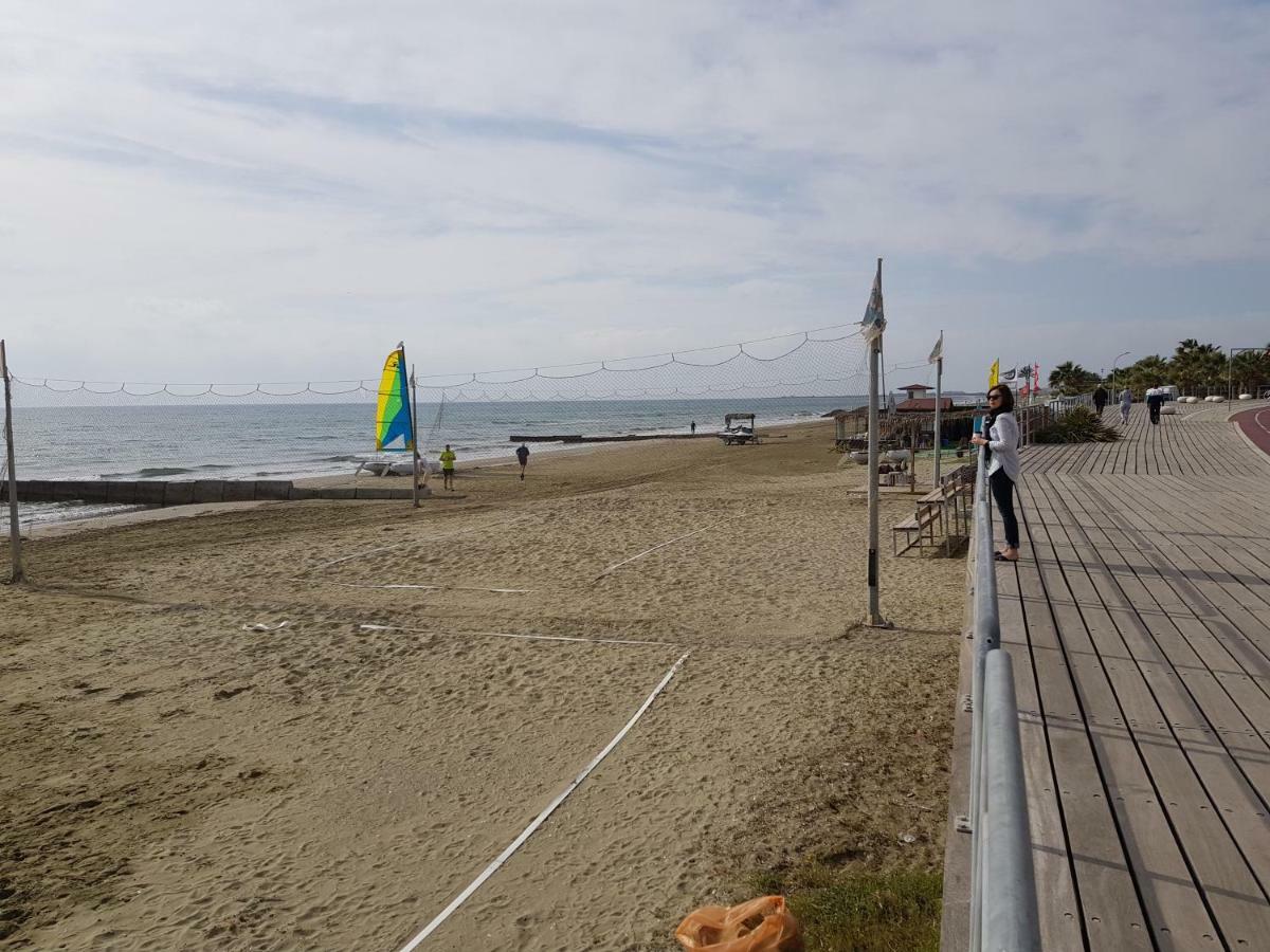 Haig'S Dream Flat On The Beach Λάρνακα Εξωτερικό φωτογραφία